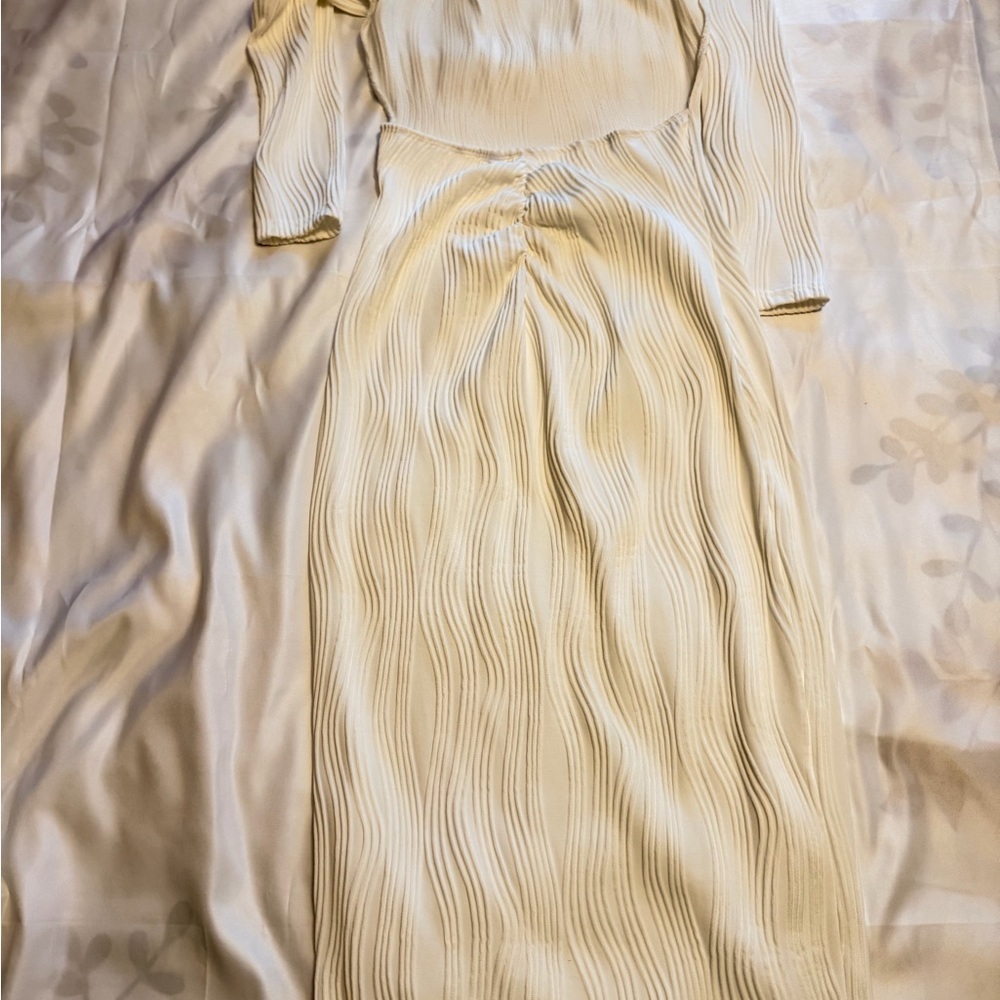 Cream Ribbed Off-Shoulder Midi Dress – Size XS - Picture 5 of 7